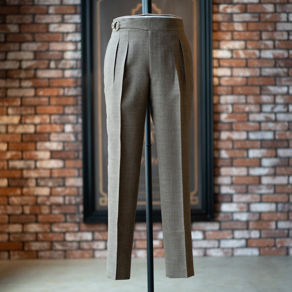 【週末特価】定価5.5万　着用3回　IGARASHITROUSERS スラックス 週末特価】定価5.5万 着用3回 IGARASHITROUSERS スラックス 週末