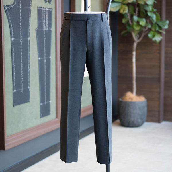 IGT STRETCH WOOL 2PLEATS TAPERED TROUSERS | IGTA2025-006 – 五十嵐