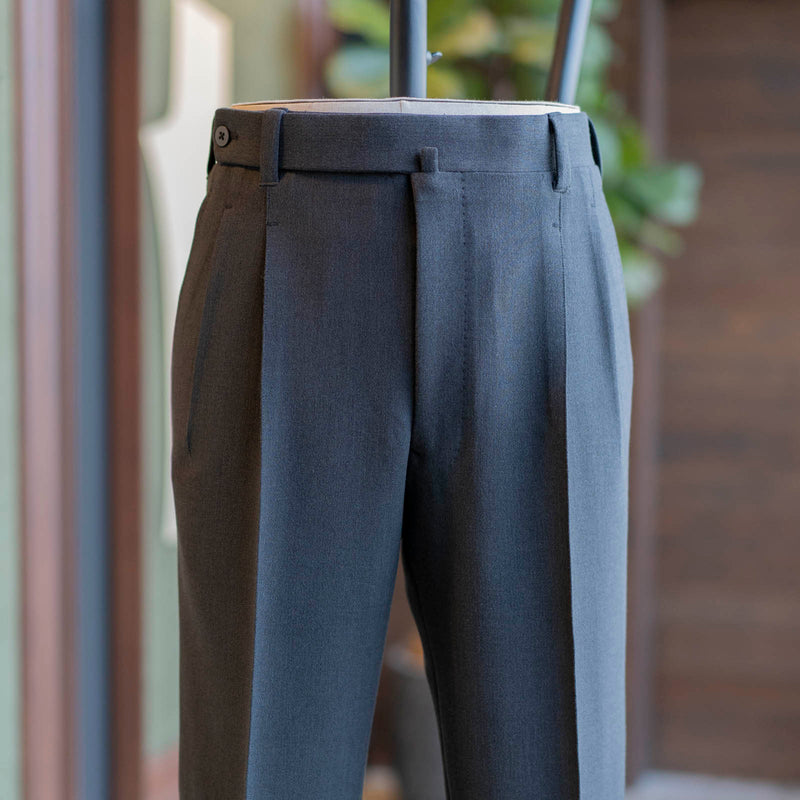 IGT STRETCH WOOL 2PLEATS TAPERED TROUSERS