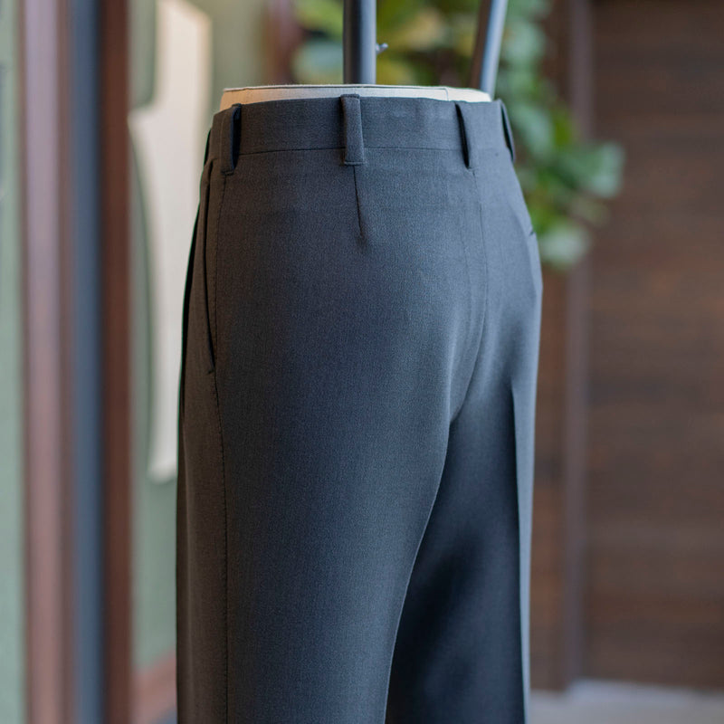 IGT STRETCH WOOL 2PLEATS TAPERED TROUSERS