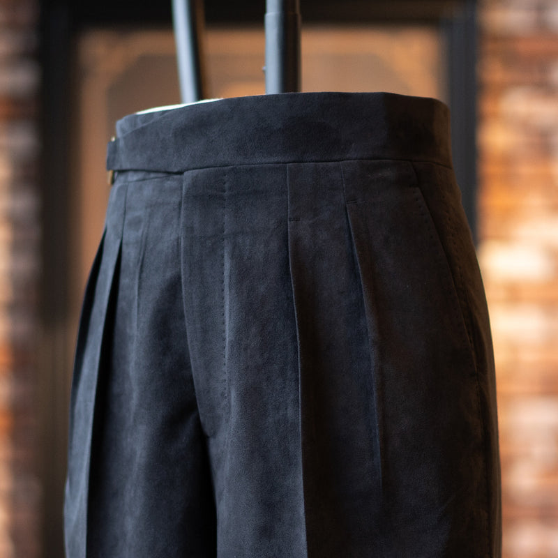 O-RING ULTRASUEDE 2PLEATED SHORTS