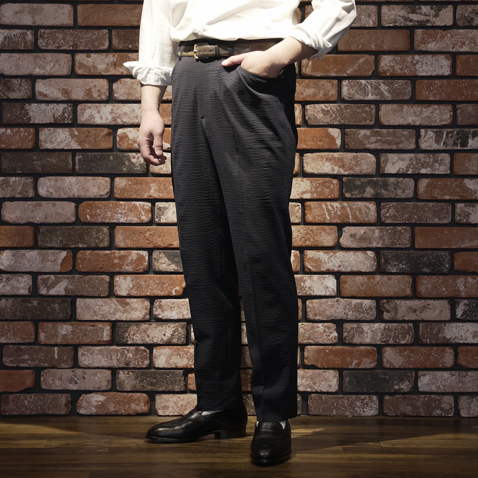 J3579 美品 五十嵐トラウザーズ 1プリーツパンツ ホワイト IGARASHI TROUSERS（五十嵐トラウザーズ）ヘヴィーリネン