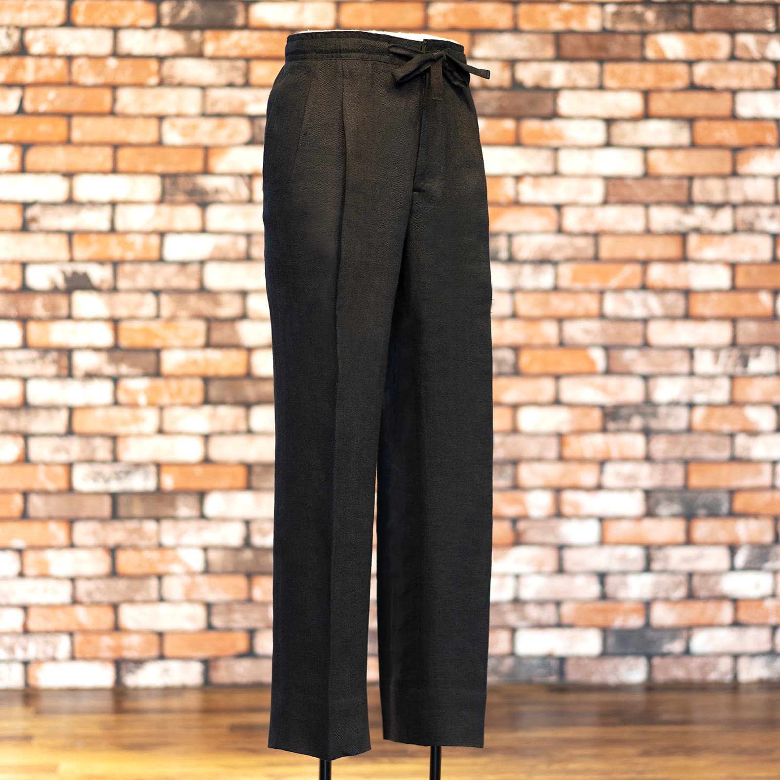 IGT BLACK LINEN EASY TROUSERS – 五十嵐トラウザーズ 公式サイト
